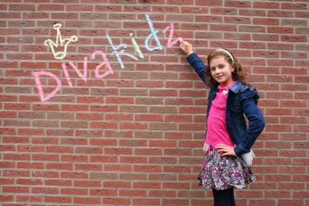 Floral skirt 20 Euro. Pink shirt "little bear" 22 Euro. Jeans jacket 28 Euro.